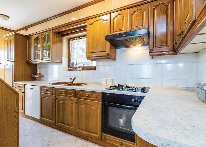 3 Bedroom Amazing In Dom wakacyjny Jurdani