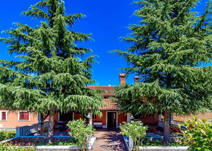 3 Bedroom Amazing In * Jurdani