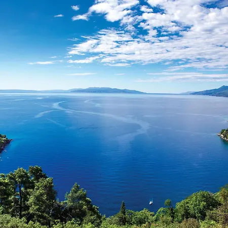 Σπίτι διακοπών 3 Bedroom Amazing In Jurdani