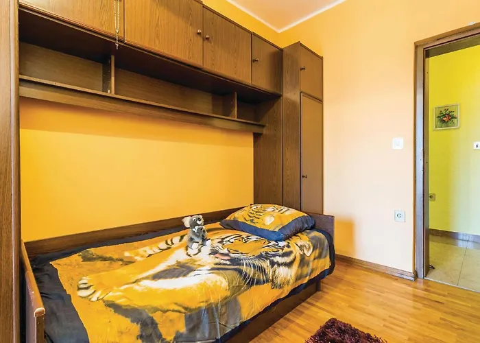 3 Bedroom Amazing In Casa vacanze *